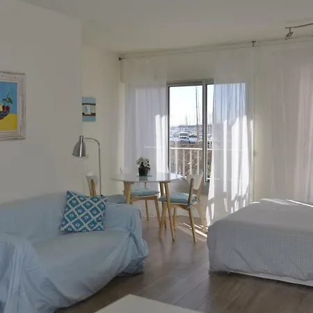 Studio Centre Port * Agde